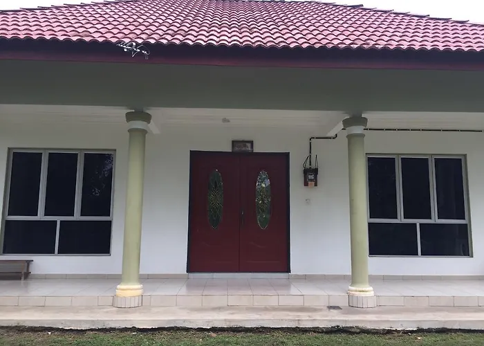 Muslimah Homestay Rumah Melaka