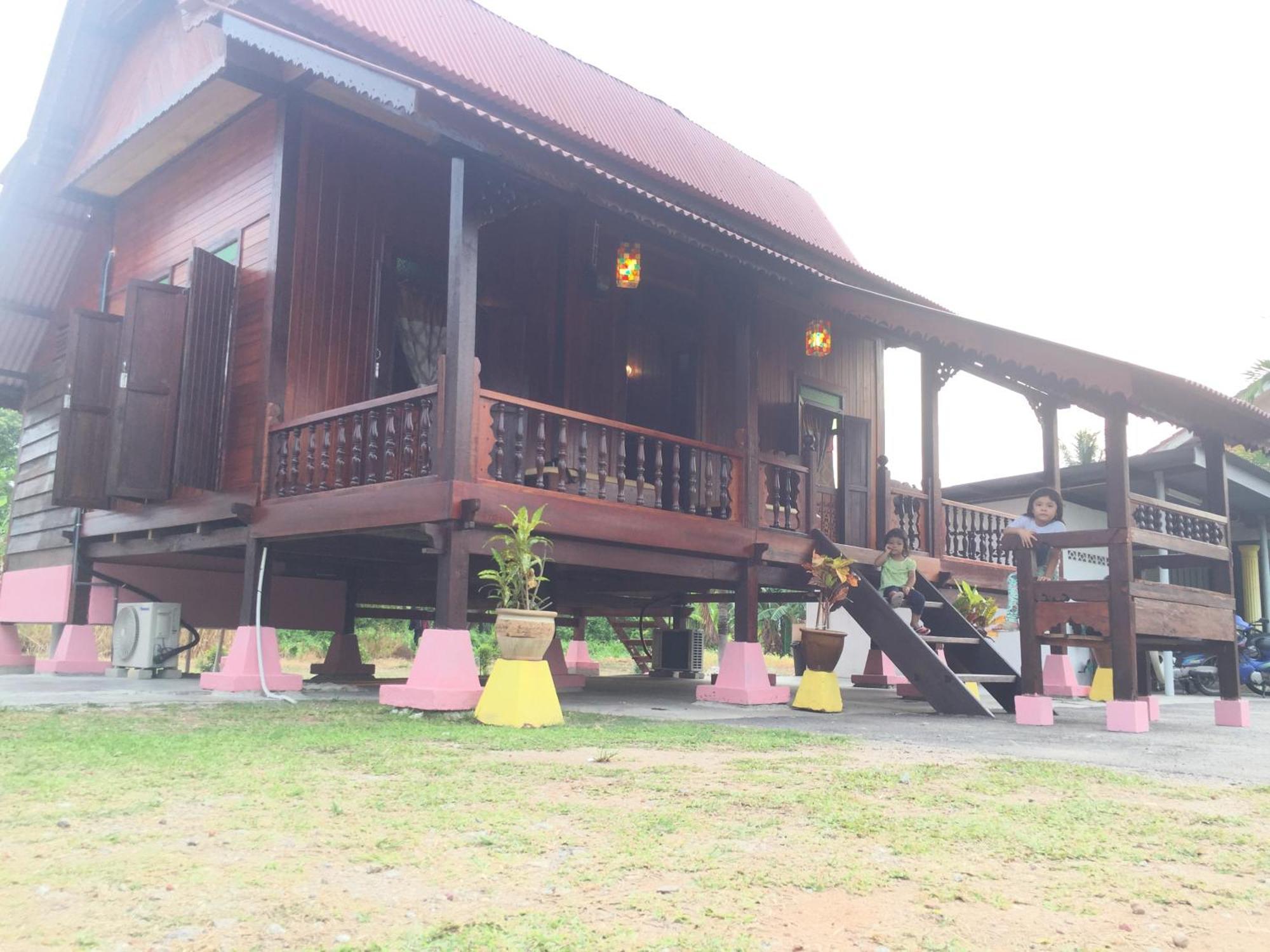 Rumah tetamu Muslimah Homestay Rumah *