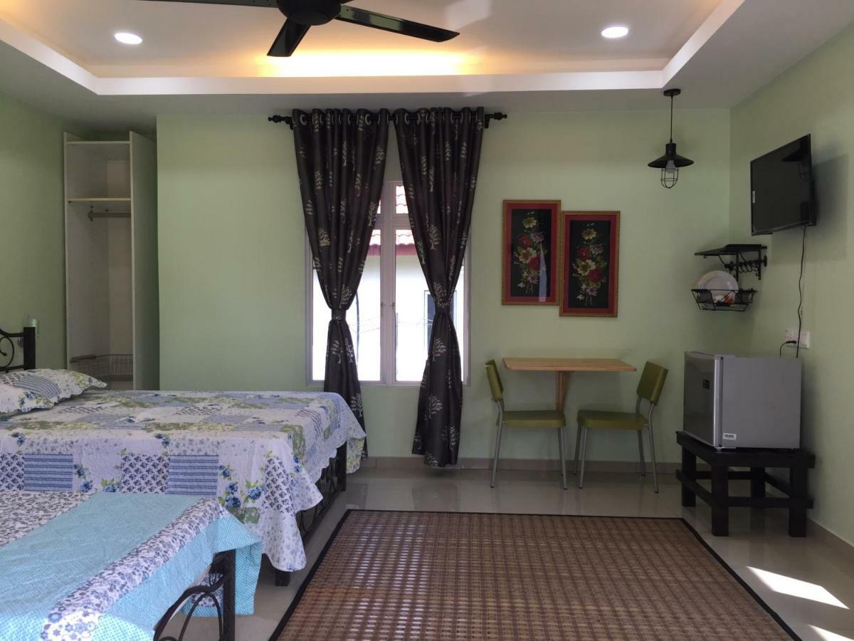 Muslimah Homestay Rumah